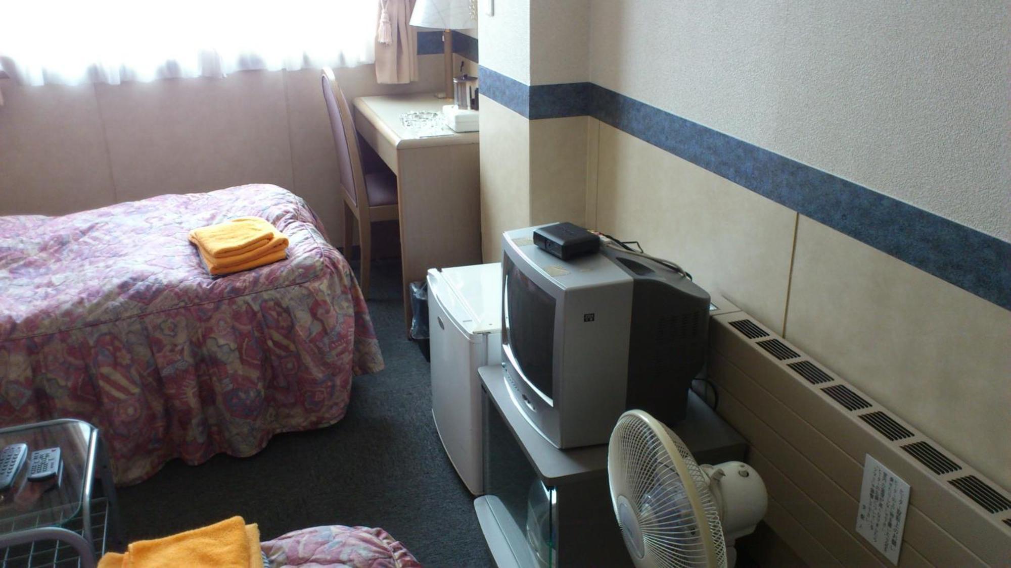 บิซิเนสโฮเต็ล โมโตะนากาโนะ Hotel โทมาโคมาอิ ภายนอก รูปภาพ