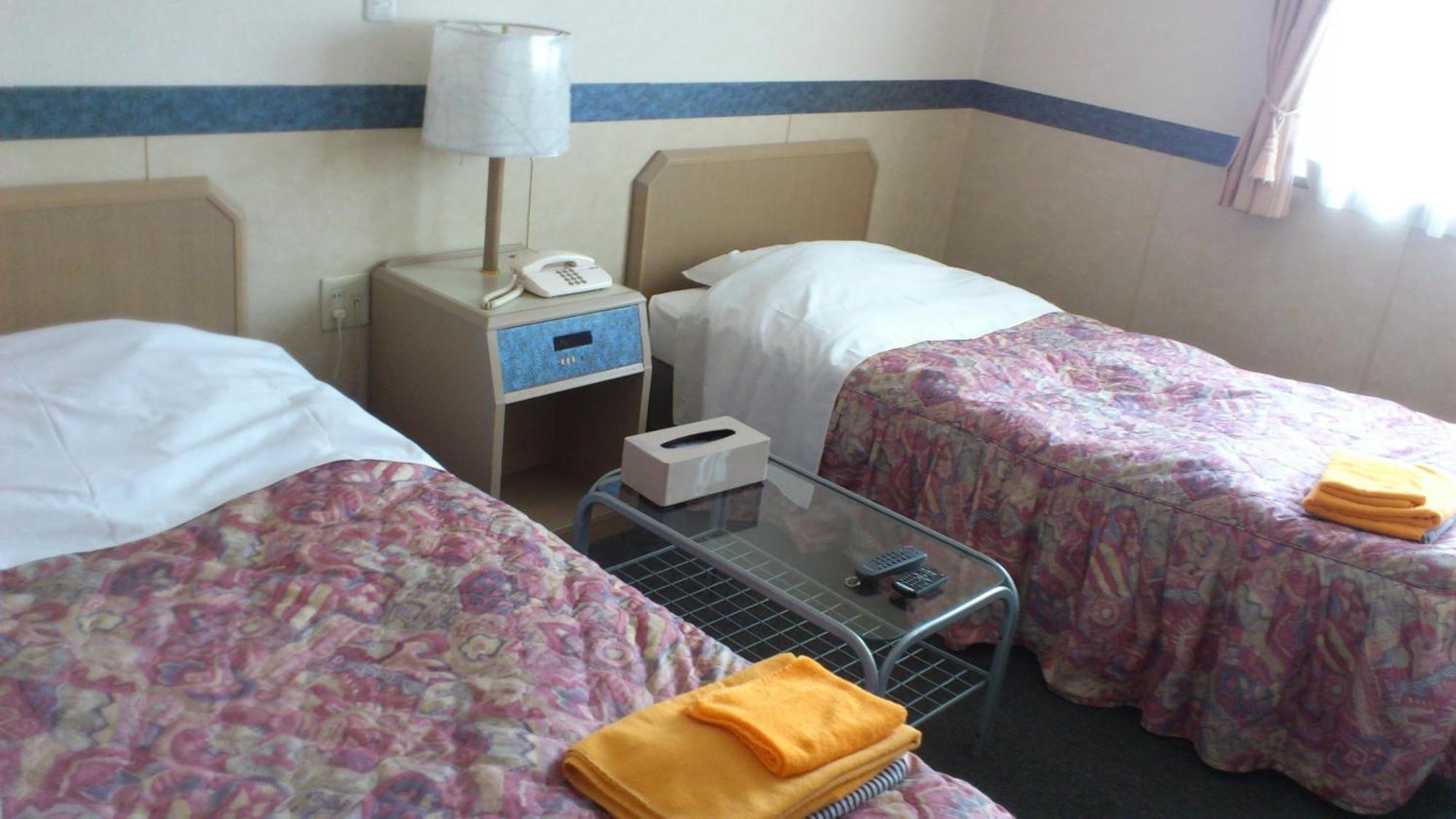บิซิเนสโฮเต็ล โมโตะนากาโนะ Hotel โทมาโคมาอิ ภายนอก รูปภาพ